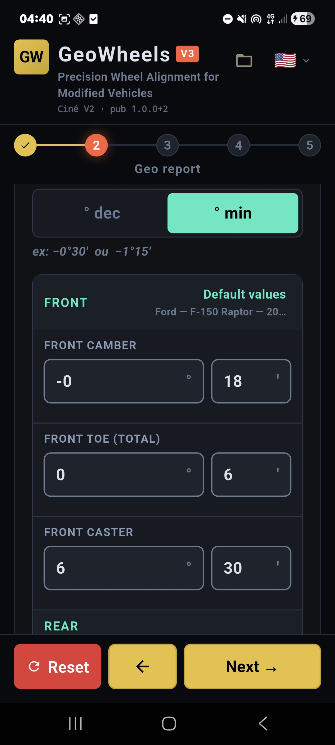Auto-detect or manual entry of factory alignment specs to ensure precise adjustment and save tire life.